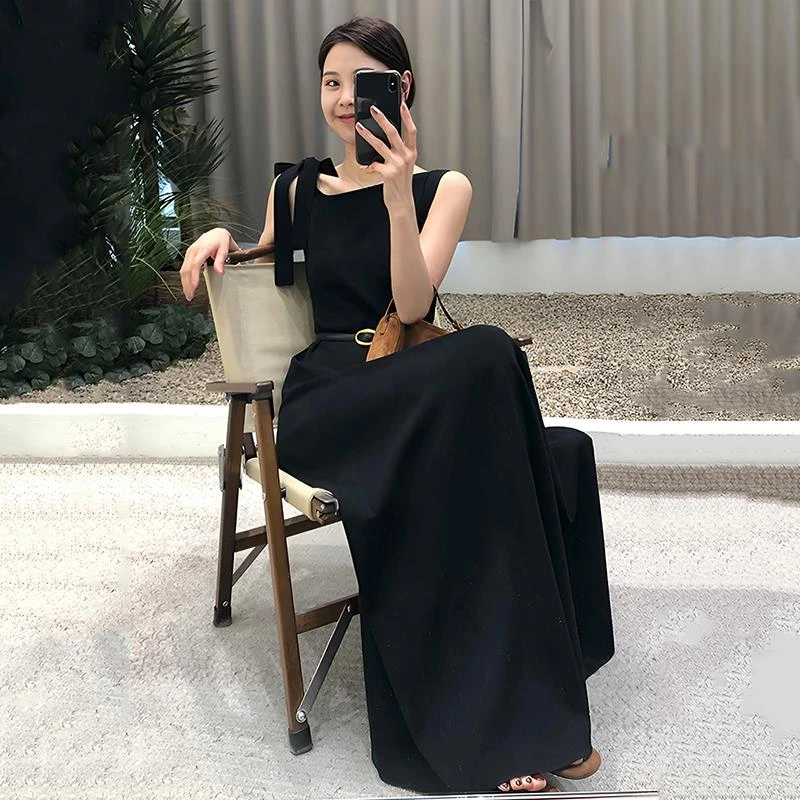 赫本小黑裙～2025夏季法式气质斜肩显瘦小黑色裙女装连衣裙赫本风