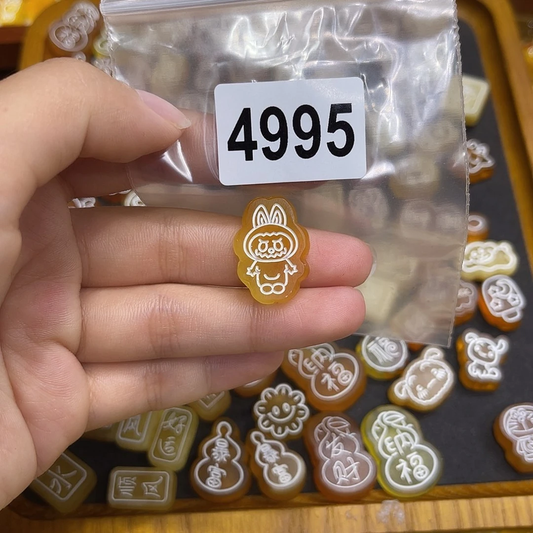 琥珀未镶嵌珠宝奇石