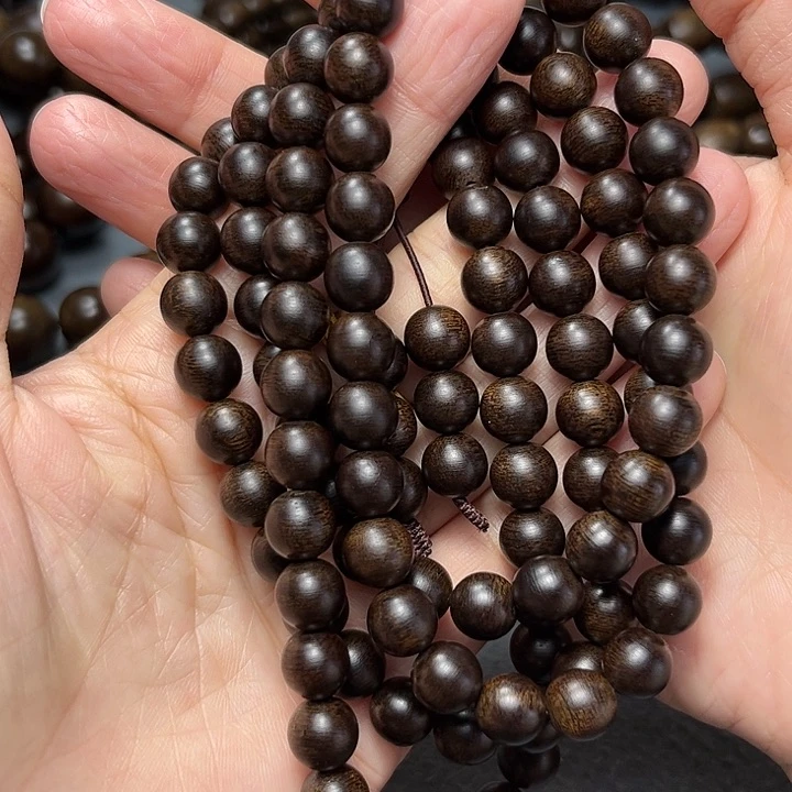 沉香手串白棋玉化