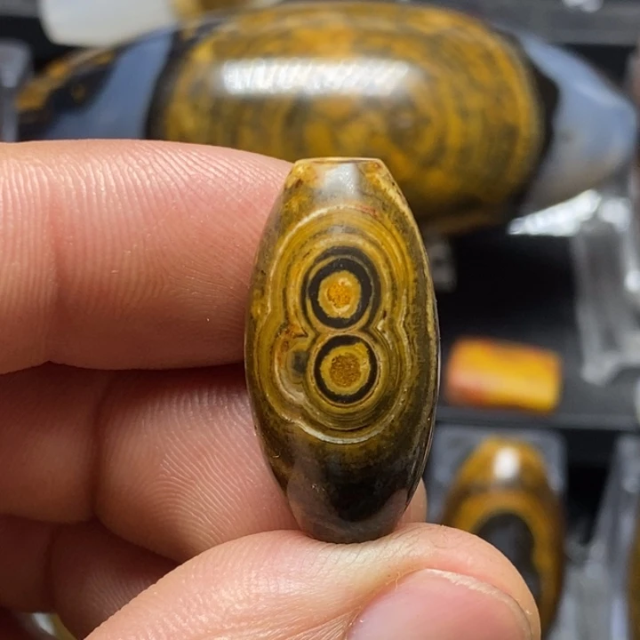 玛瑙/玉髓珠宝奇石未镶嵌虾*