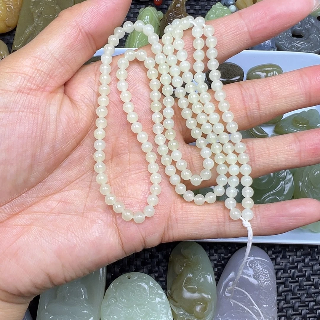 和田玉未镶嵌颈饰卡4多圈