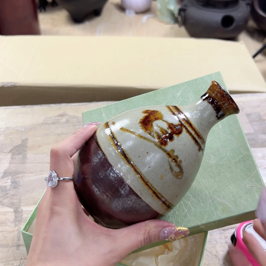 瓷片陶瓷和金属表面涂了