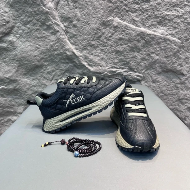 四季新款低帮系带增高厚底舒适轻便防滑运动休闲百搭男鞋