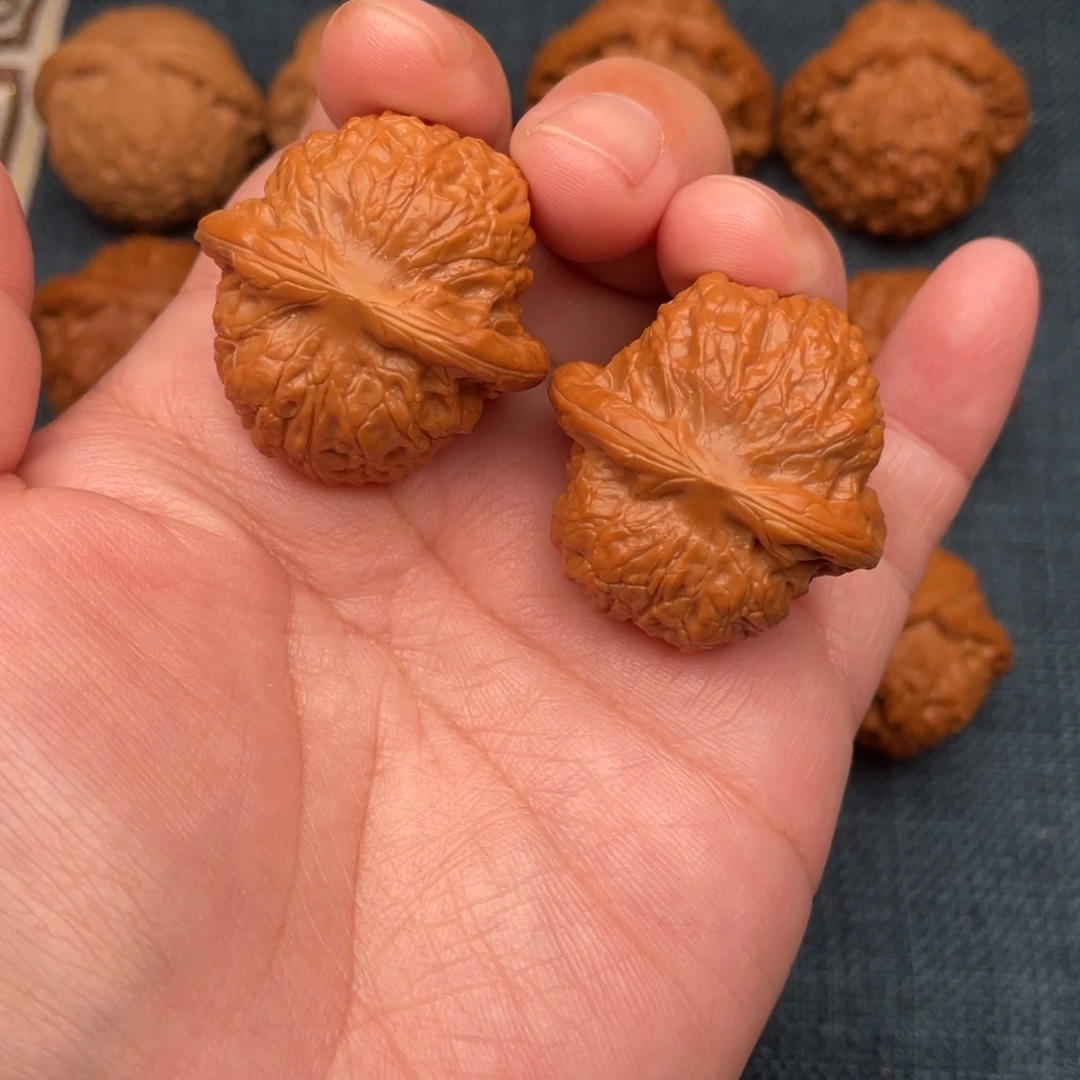 文玩核桃把件平谷血麒麟35