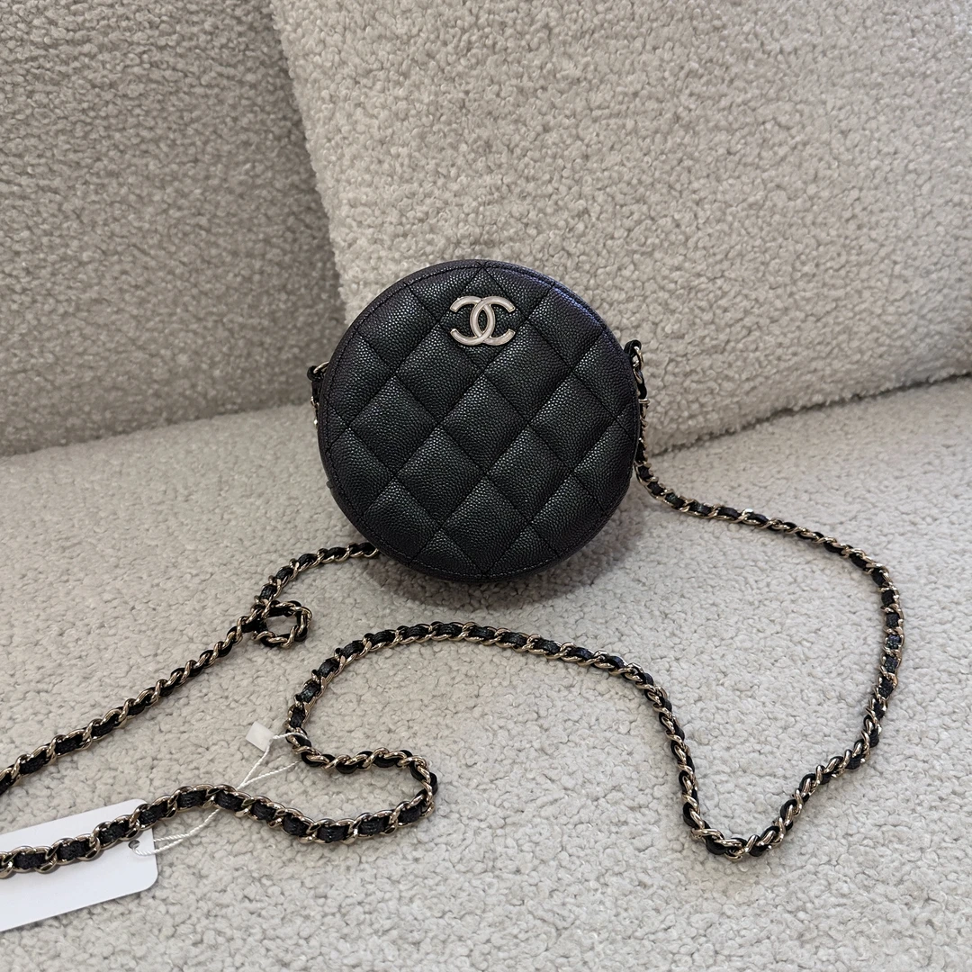 95新 Chanel/香奈儿 暗绿色 白色贝母logo荔枝 圆饼 27开/XL 031