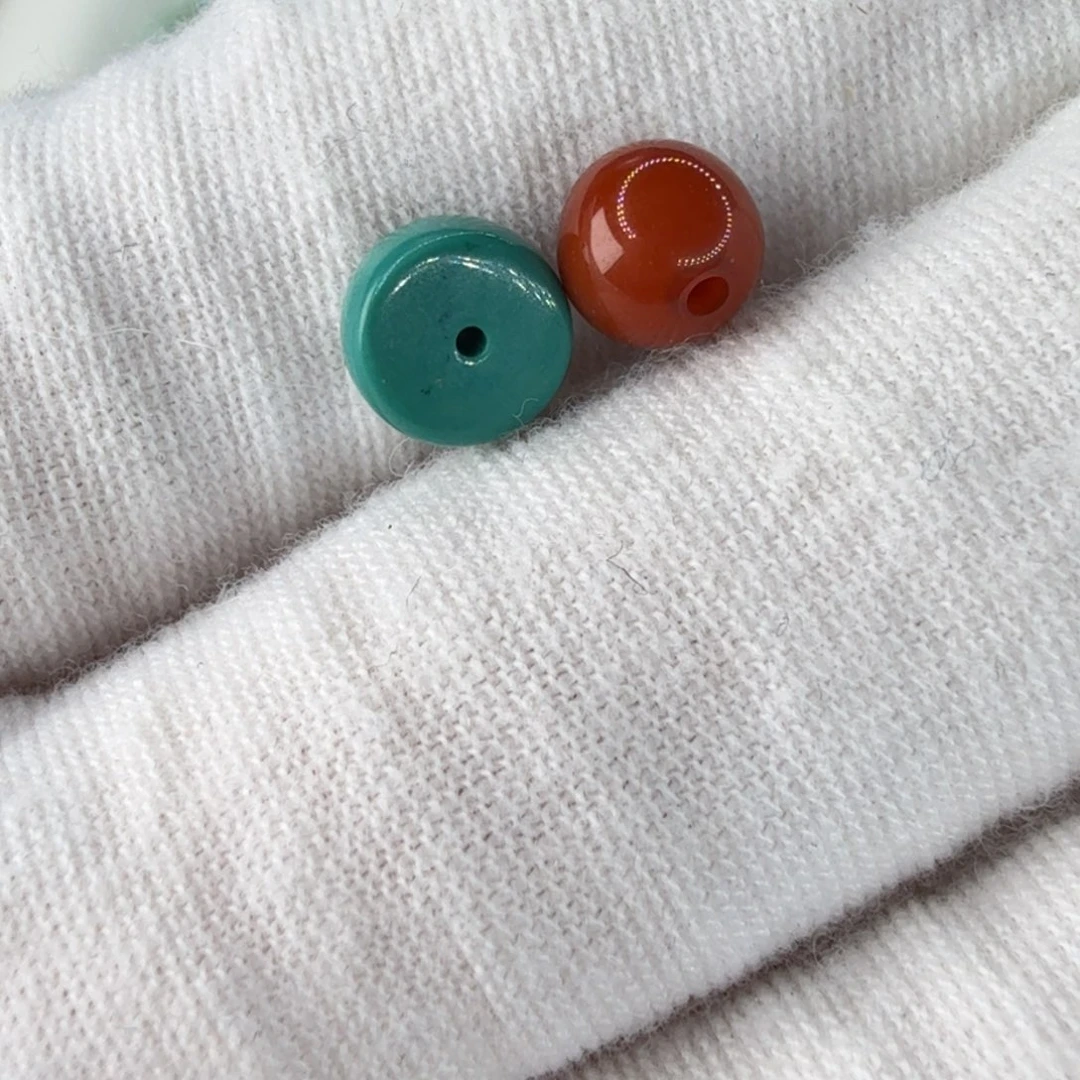 愛***。南红玛瑙未镶嵌配饰