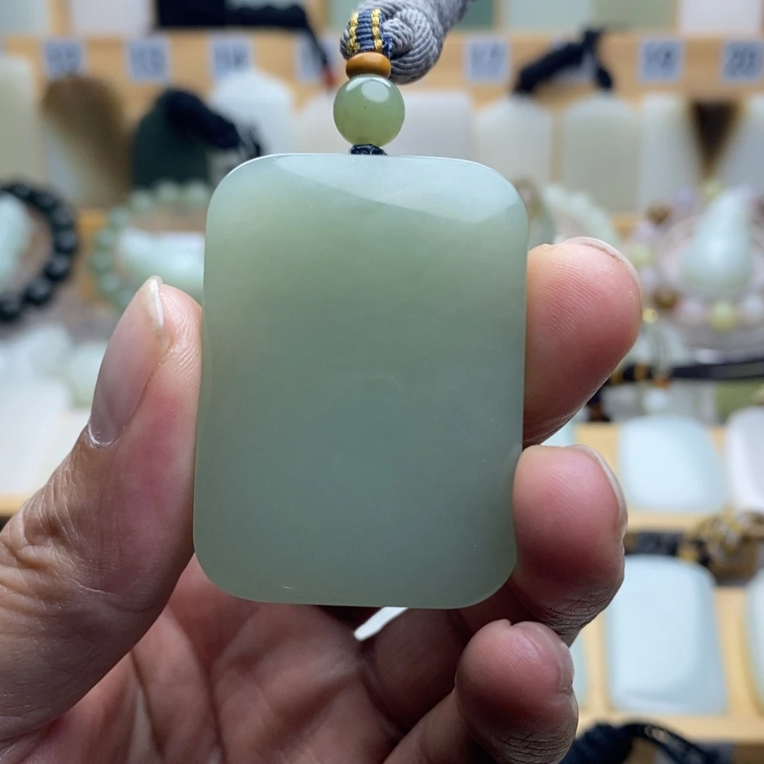 未镶嵌和田玉挂件