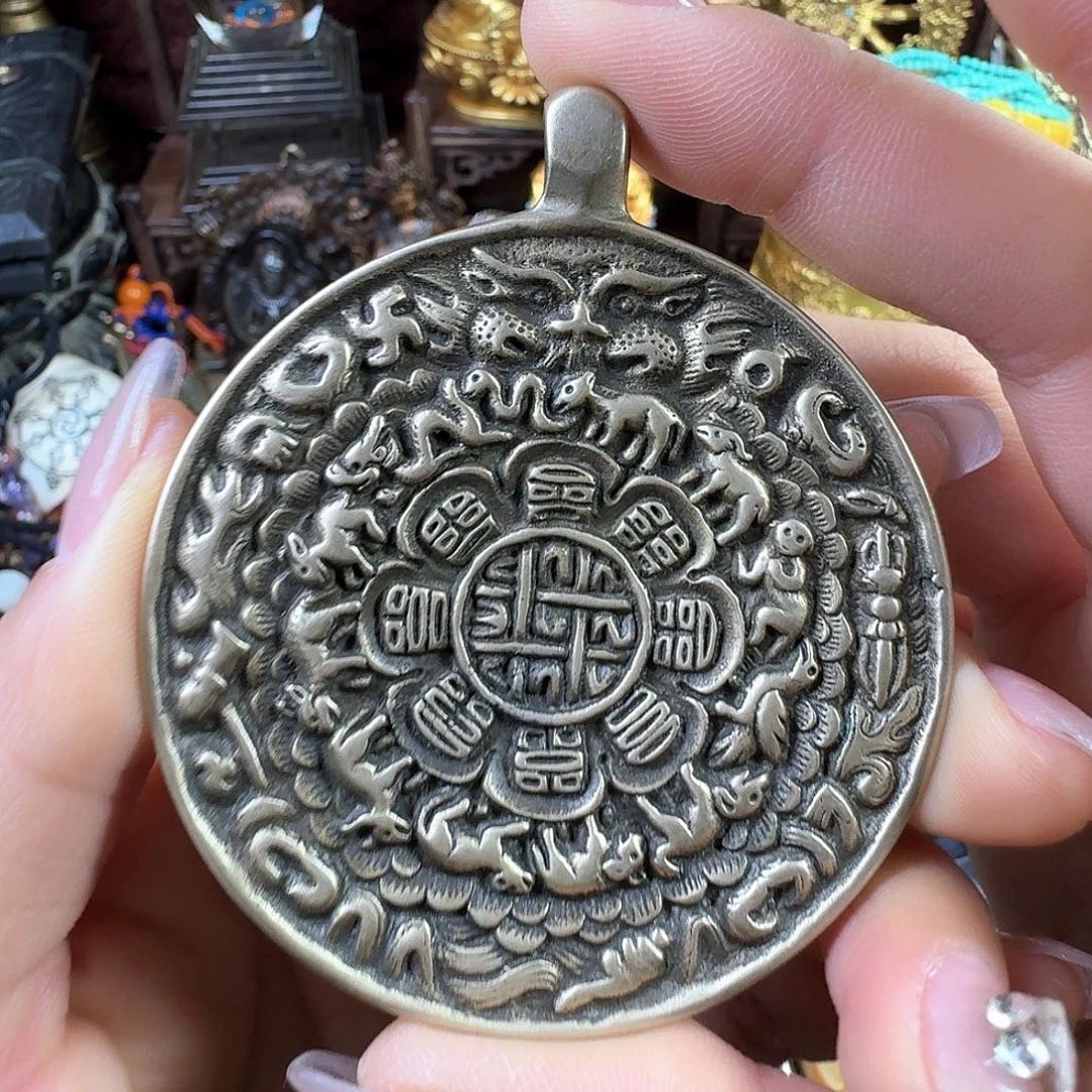 泥塑扎西德勒独特设计