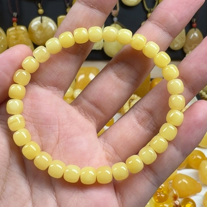 蜜蜡未镶嵌珠宝奇石