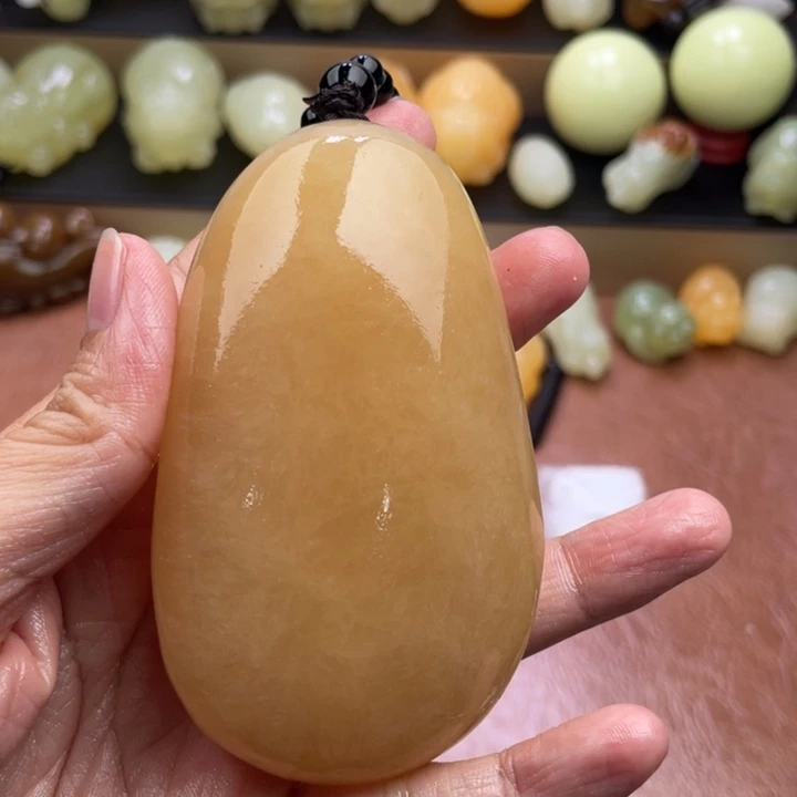 ꧁***꧂石材天然古青石手把件
