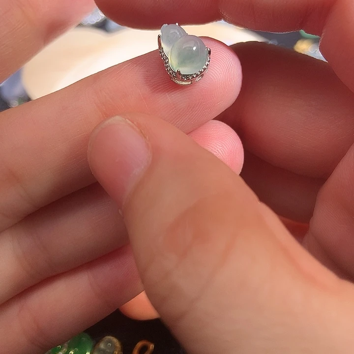 翡翠未镶嵌挂件11