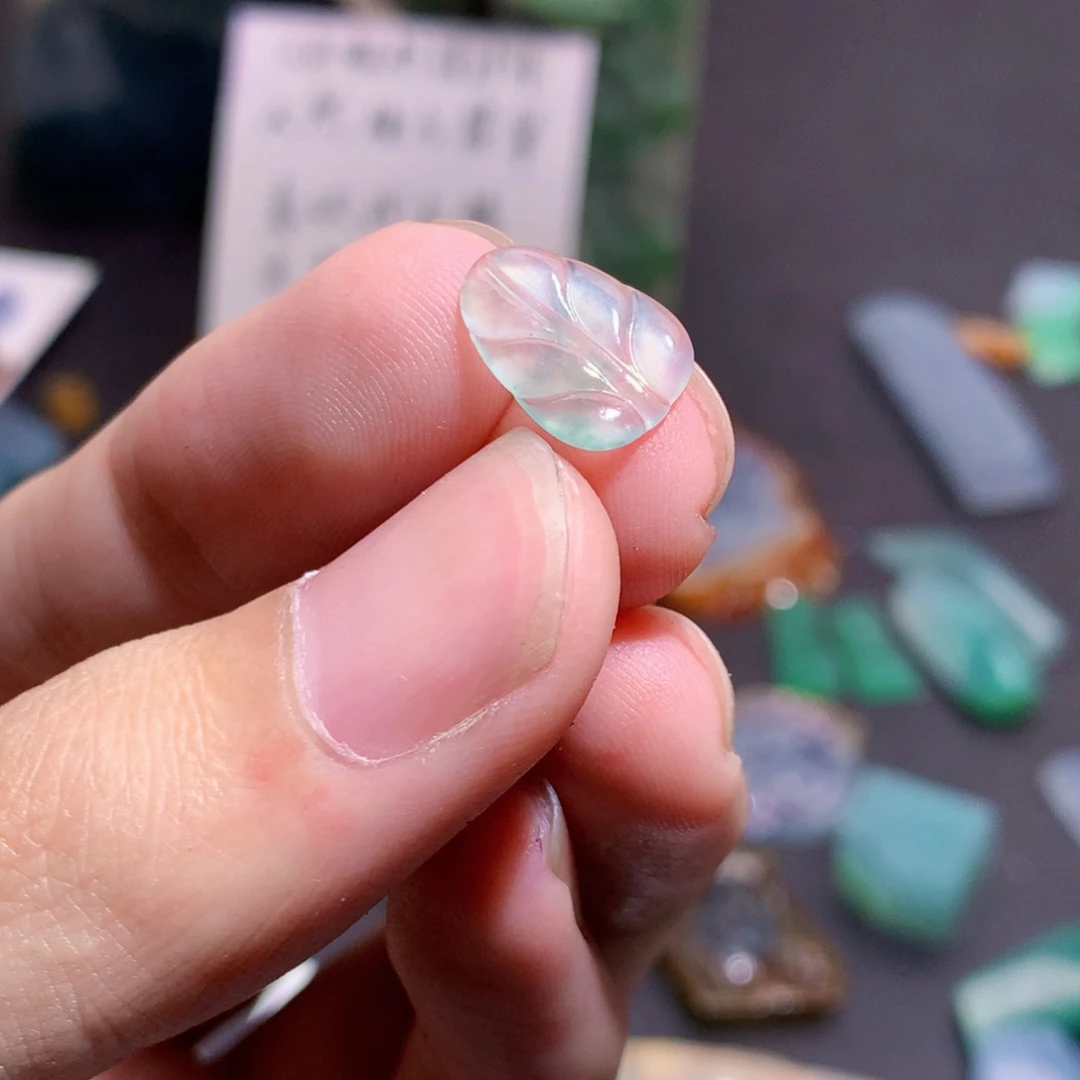 未镶嵌定制翡翠翡翠