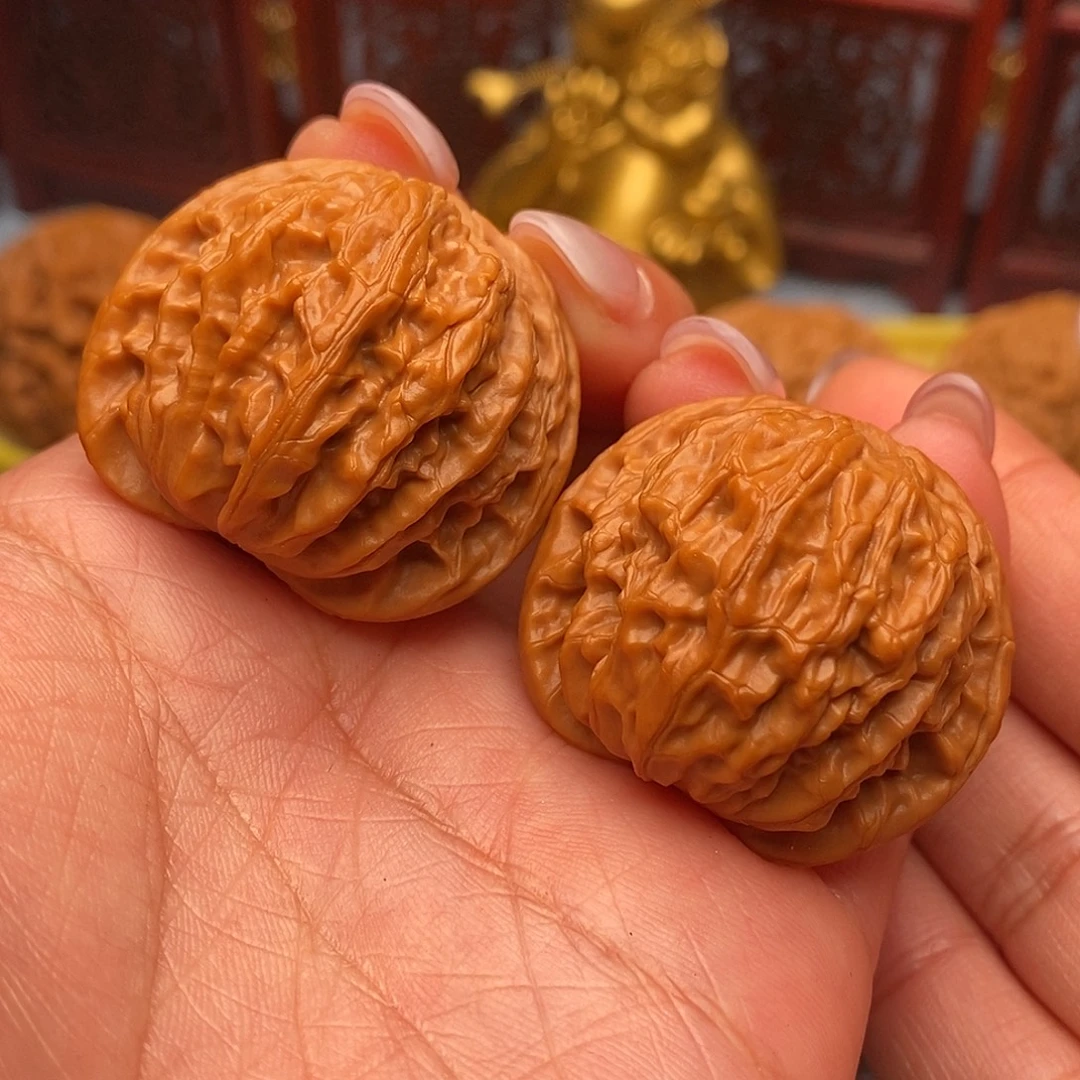 把件文玩核桃红皮山地石子磨36全品