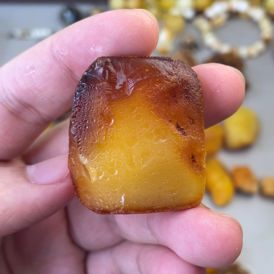 定制琥珀天然琥珀