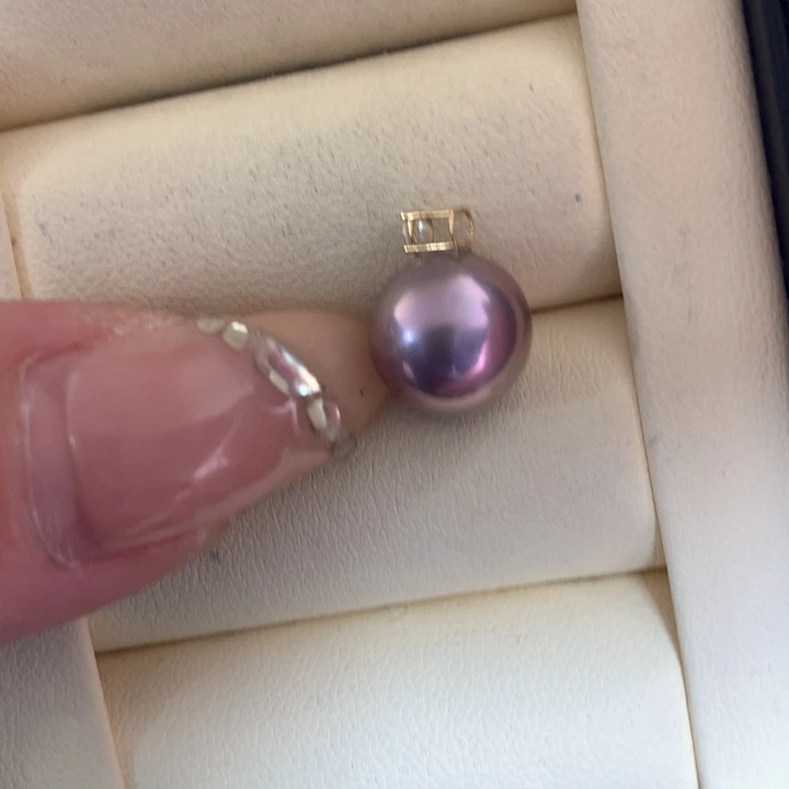 颈饰18K金镶嵌淡水珍珠