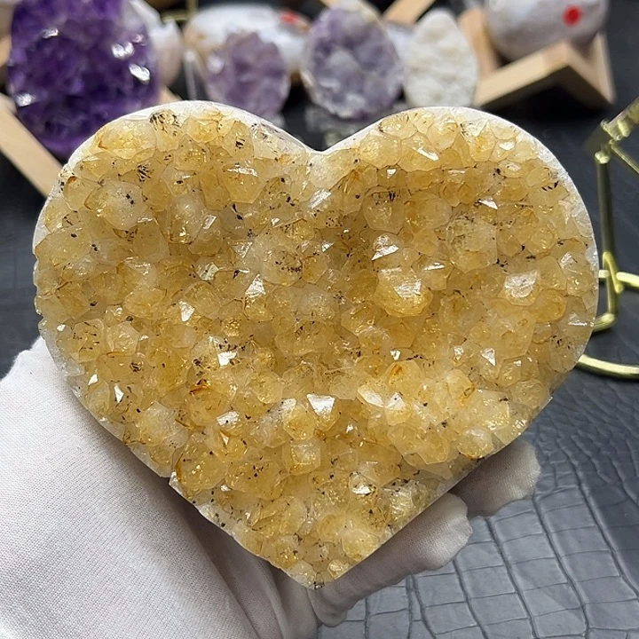 水晶未镶嵌珠宝半成品黄水大牙带钛爱心25