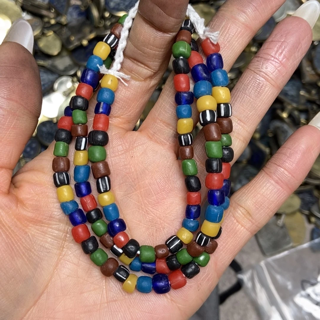 玻璃颈饰楼兰米珠