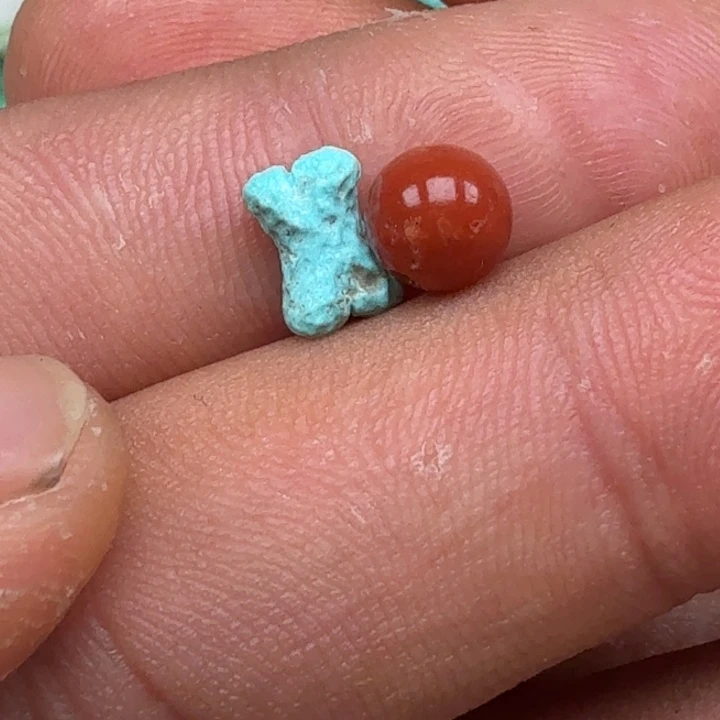 南红玛瑙未镶嵌珠宝奇石