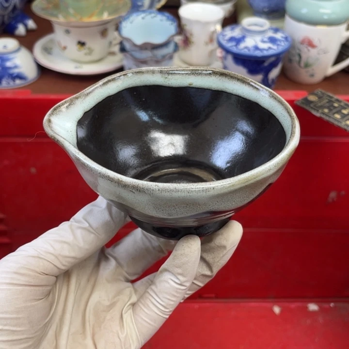 他家瓷器真美…开播了