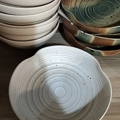 瓷片正品粗陶圈圈沙拉盆一个
