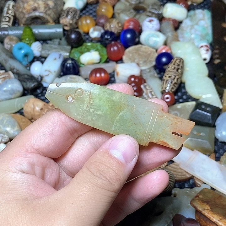 和田玉未镶嵌颈饰7