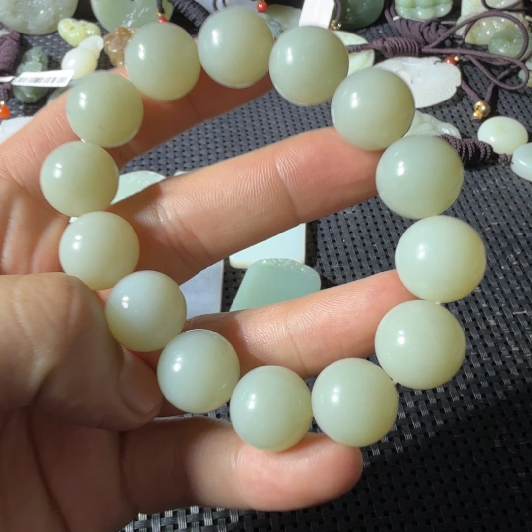 隔***Q和田玉未镶嵌手链