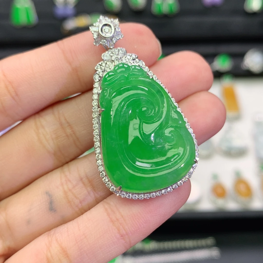 翡翠18K金镶嵌吊坠(不含链)
