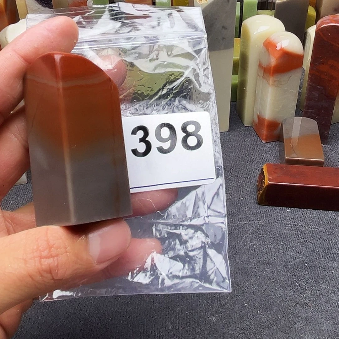 寿山石印石小****中老挝石398