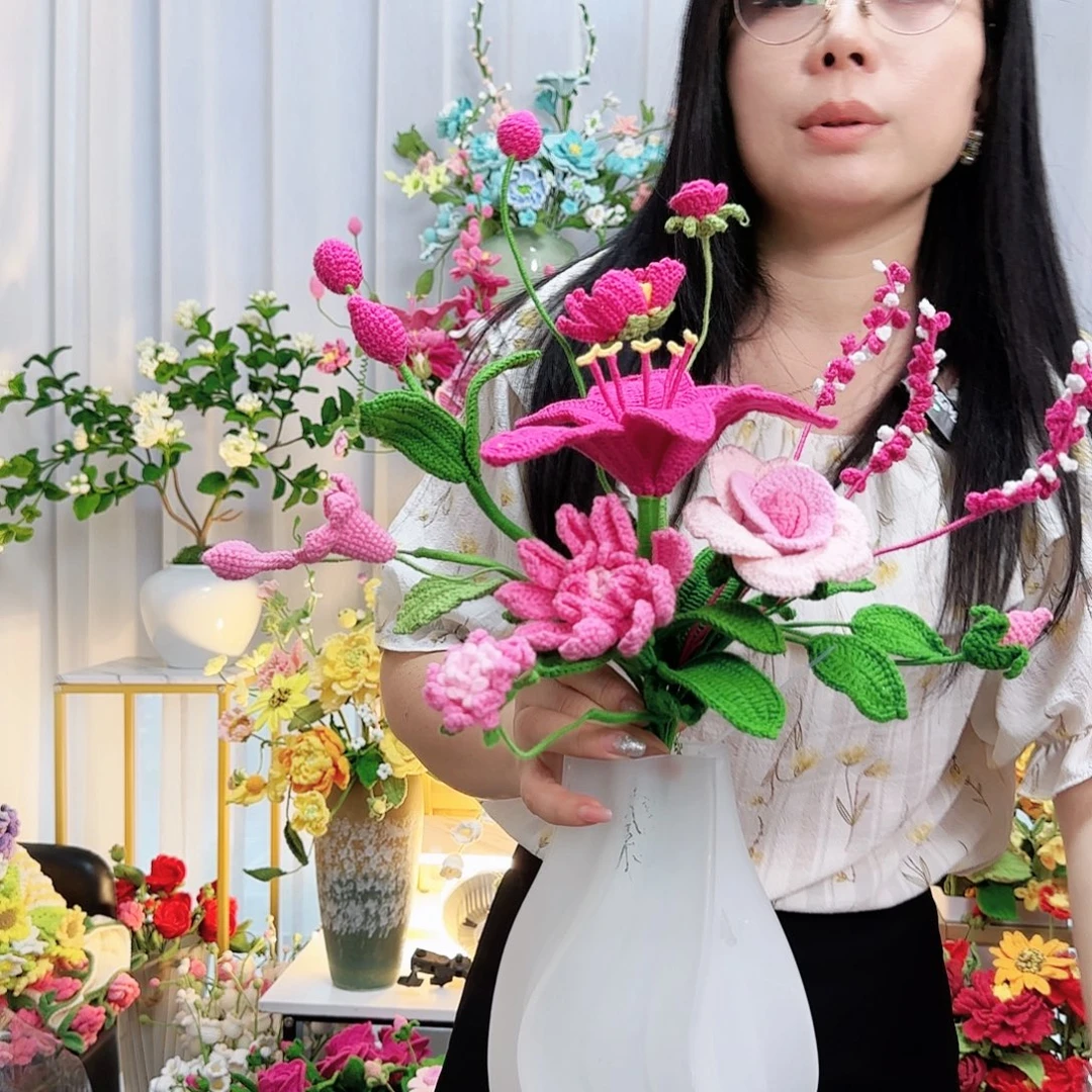 莱赛尔纤维棉手工钩织百合花束