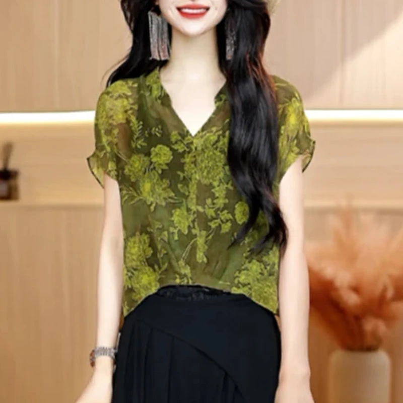 老钱风V领绿玫瑰短袖衬衣T恤衫女夏季新款气质百搭宽松显瘦上衣潮
