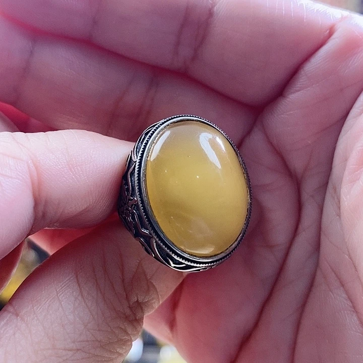 未镶嵌琥珀戒指戒指
