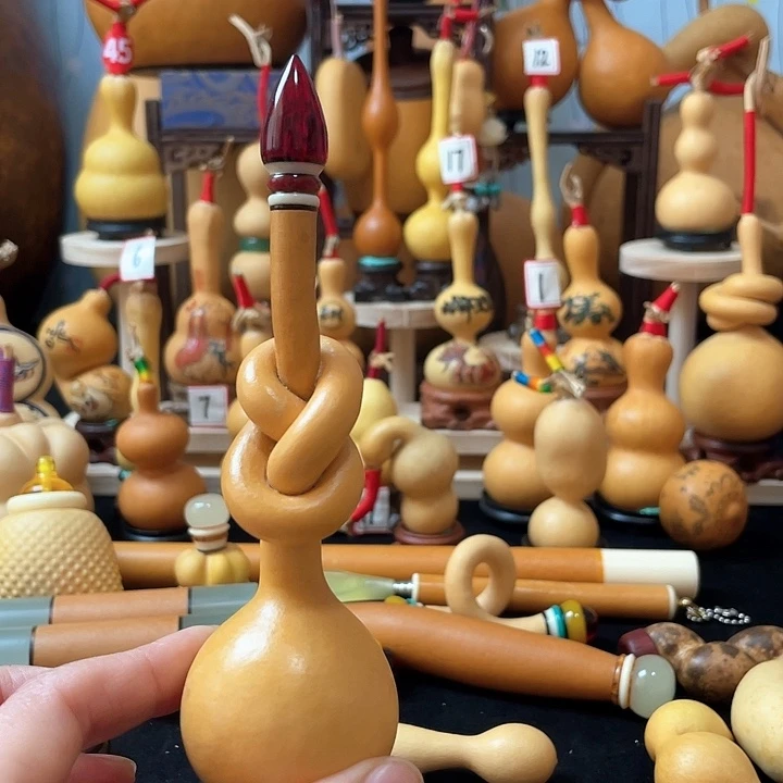 夜*葫芦岛连山区去往别人家走去