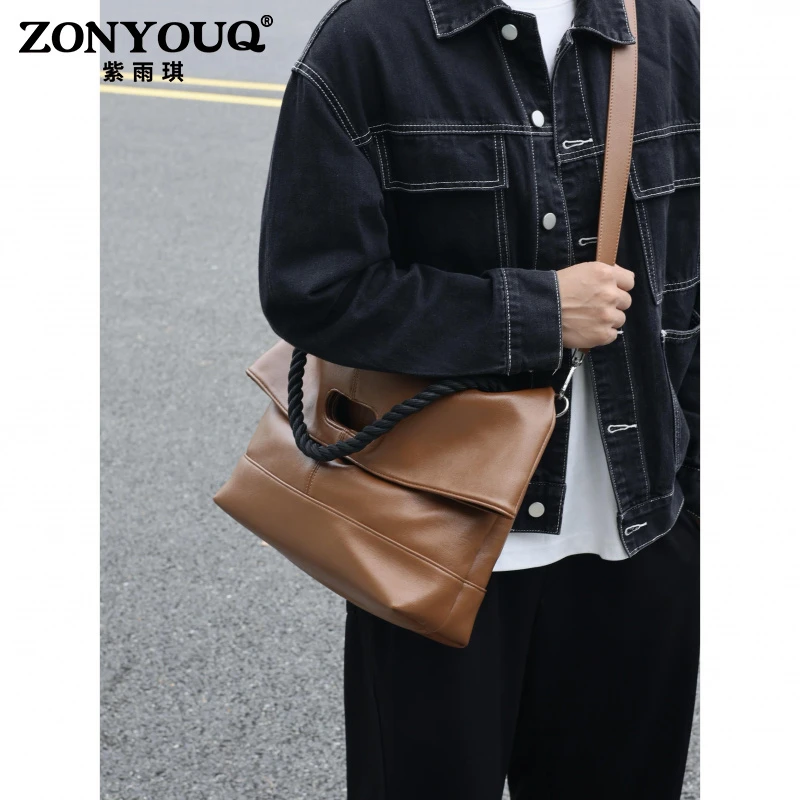 紫雨琪2025新款男士时尚休闲单肩斜挎包通勤包大容量健身包电脑包