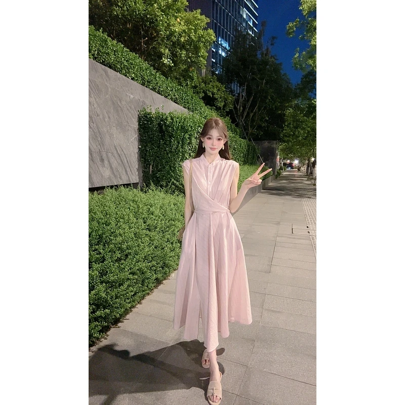 小狐狸puls连衣裙显瘦气质夏季复古法式小众收腰无袖