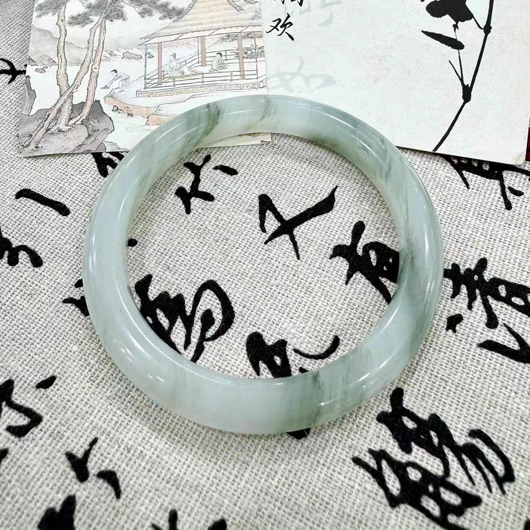 天然石英质玉天山翠手镯38