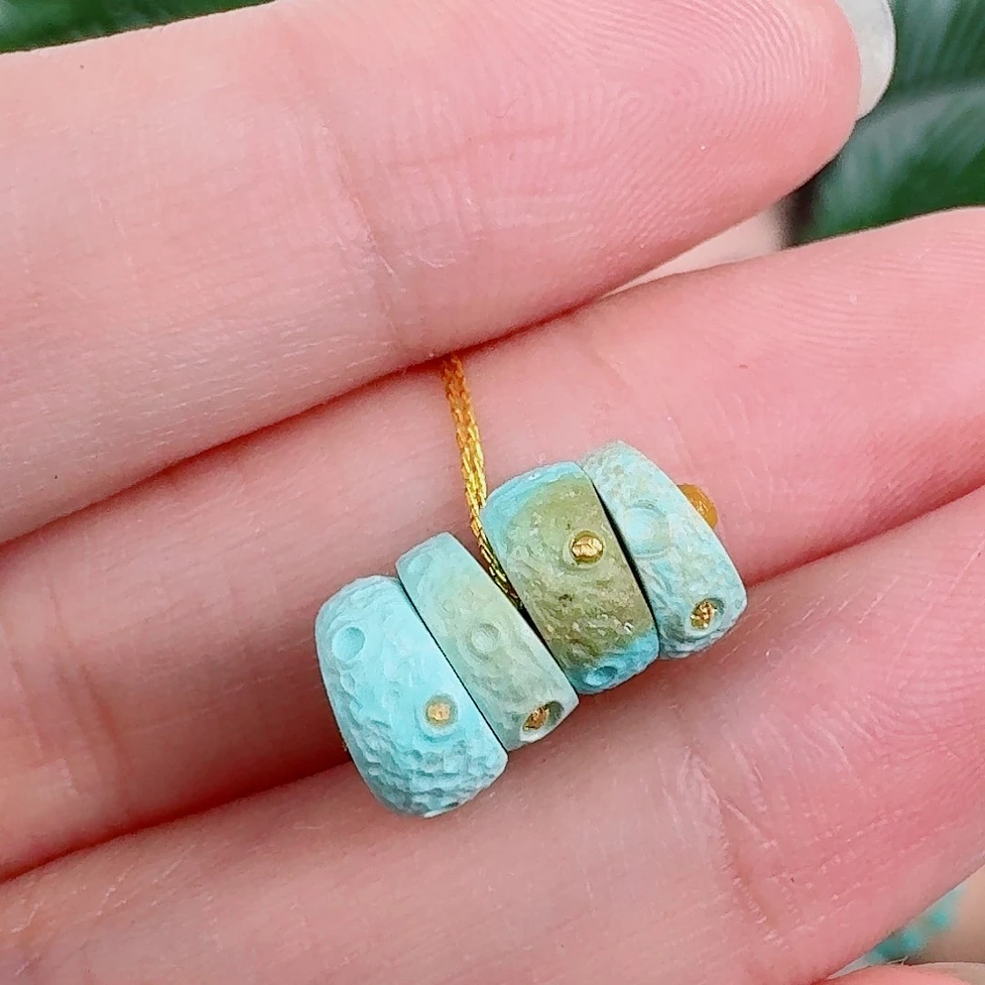 未镶嵌绿松石珠宝奇石