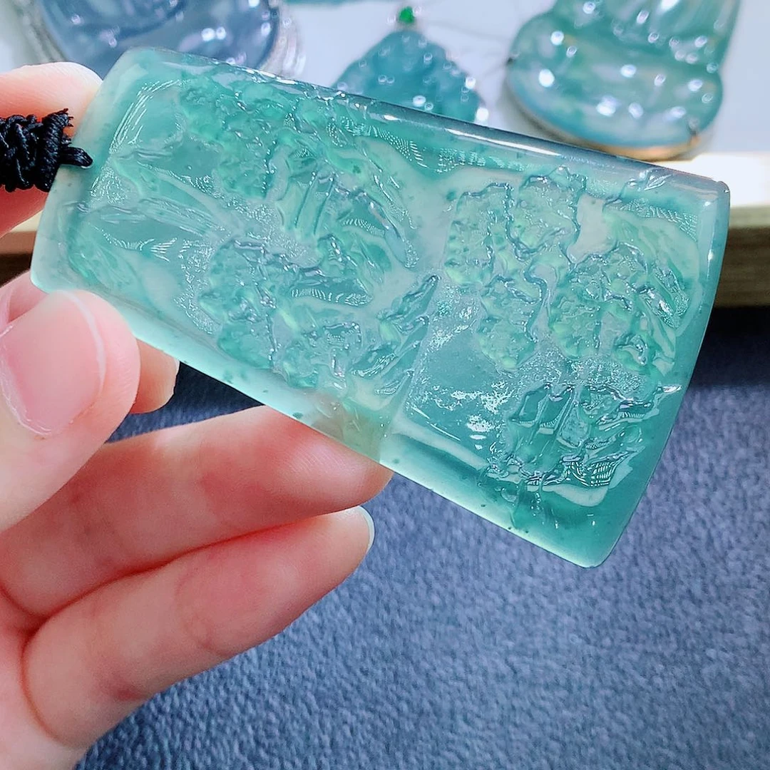 颈饰未镶嵌翡翠翡翠