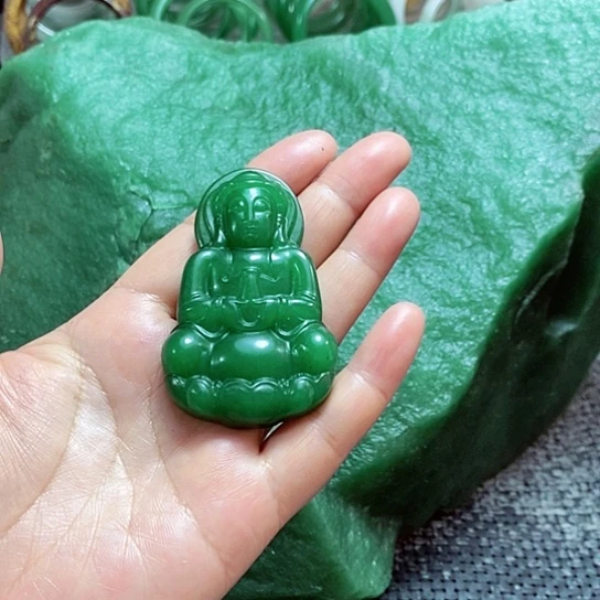 新疆东陵玉挂件观音