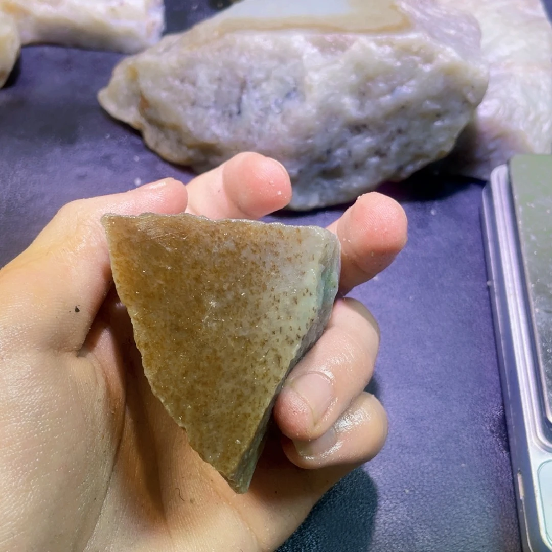 未镶嵌和田玉珠宝半成品