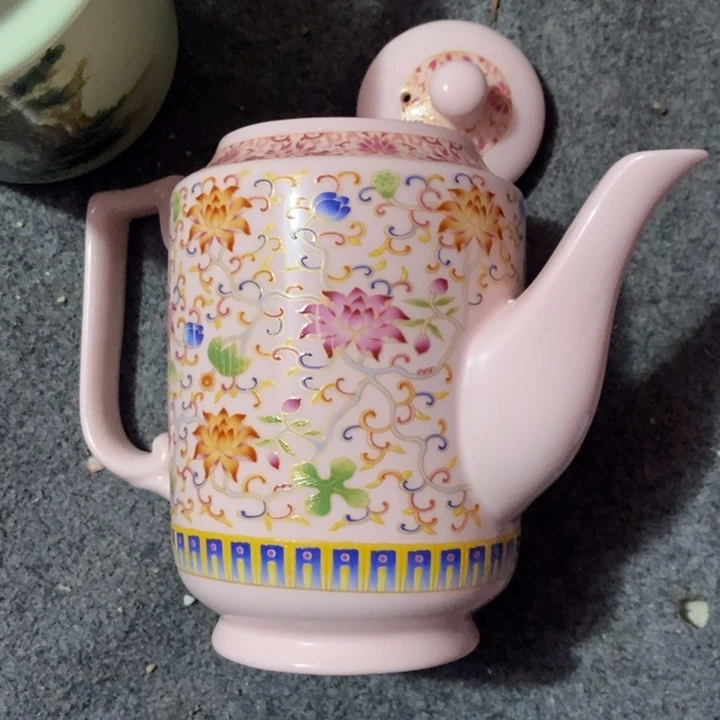 摆件陶红稀土珐琅缠枝莲描金高茶壶