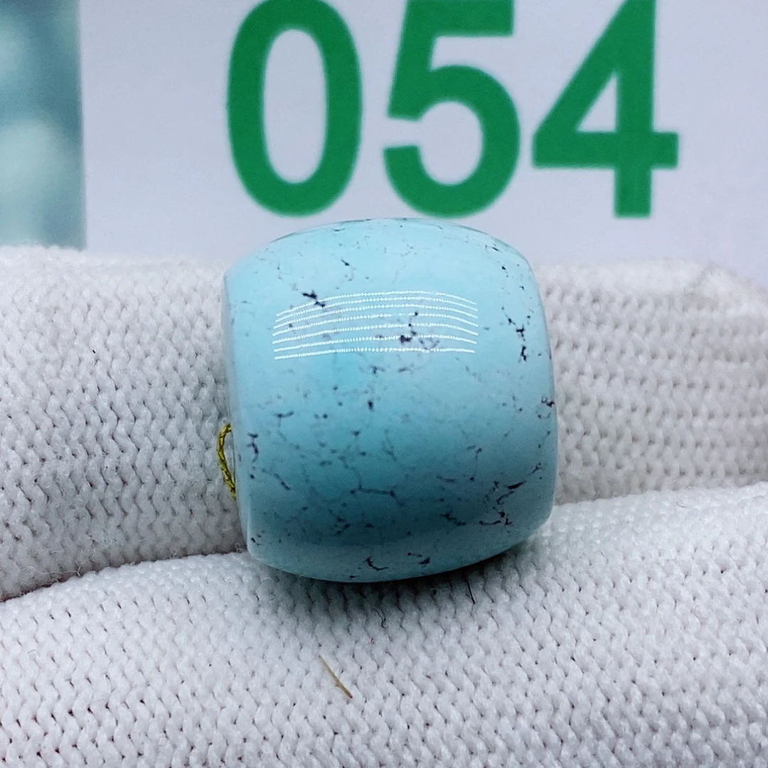 是***风绿松石未镶嵌珠宝奇石