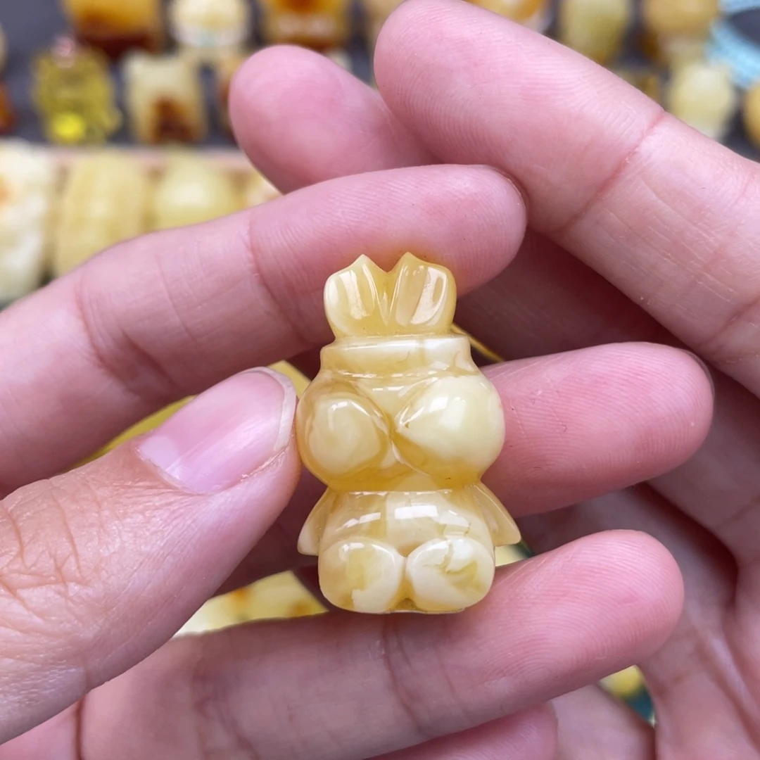 裸石琥珀未镶嵌蜜蜡