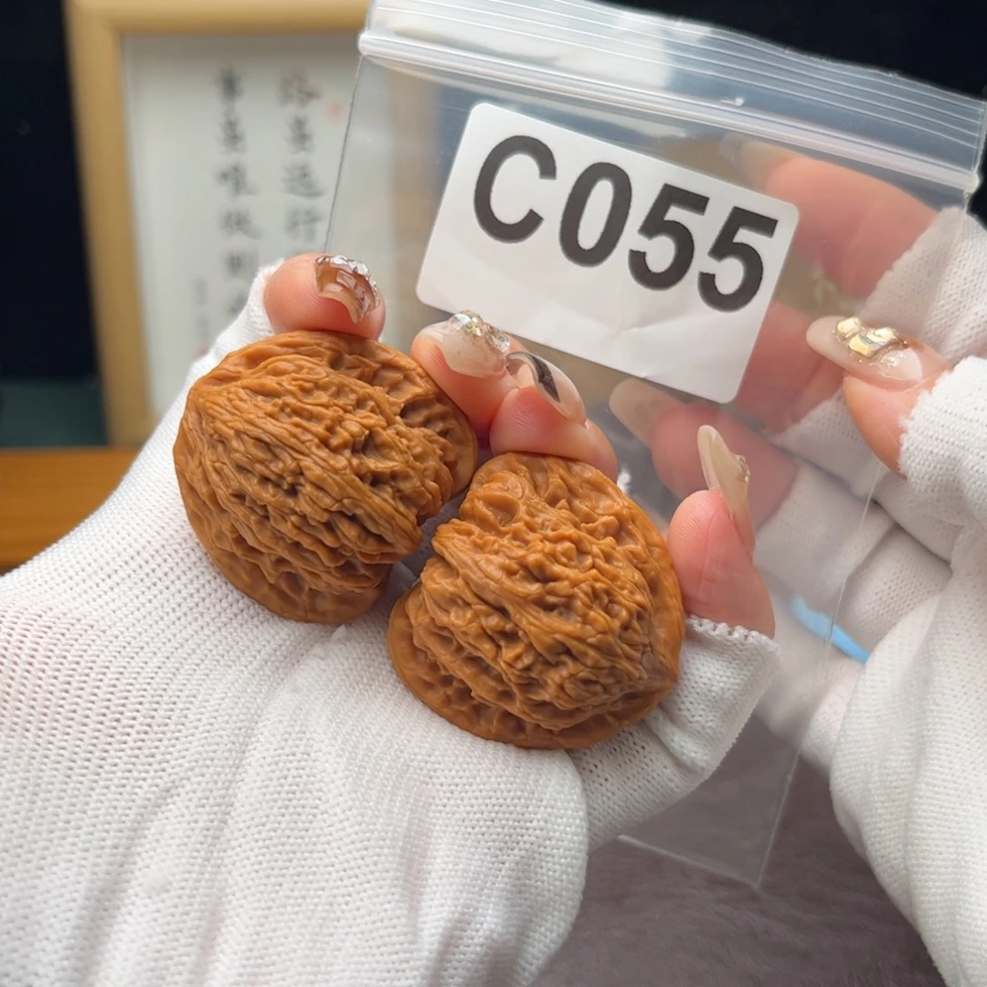 文玩核桃把件37密纹c055