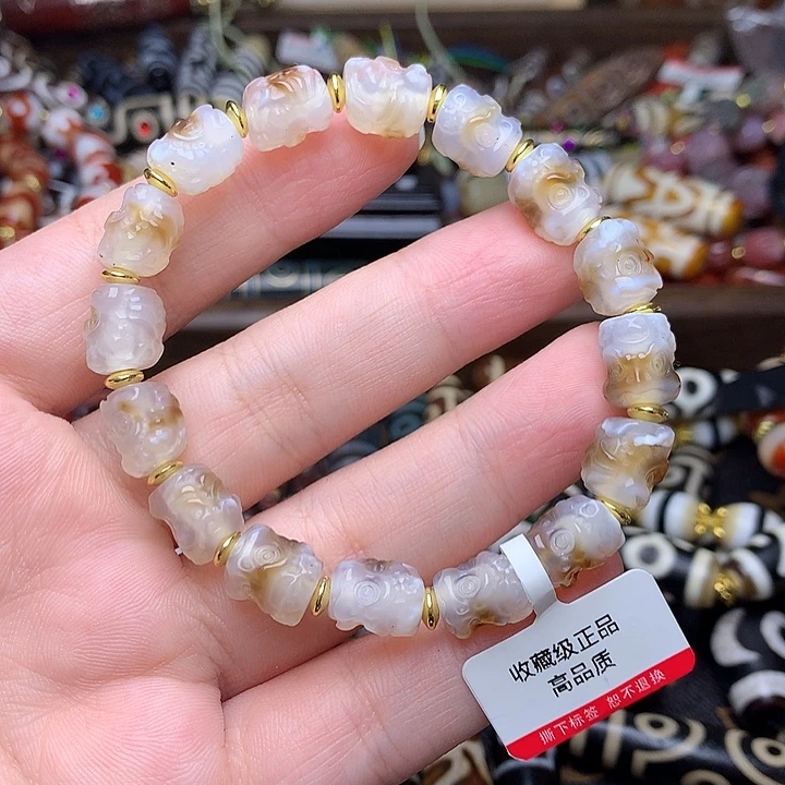 未镶嵌发一条玛瑙/玉髓