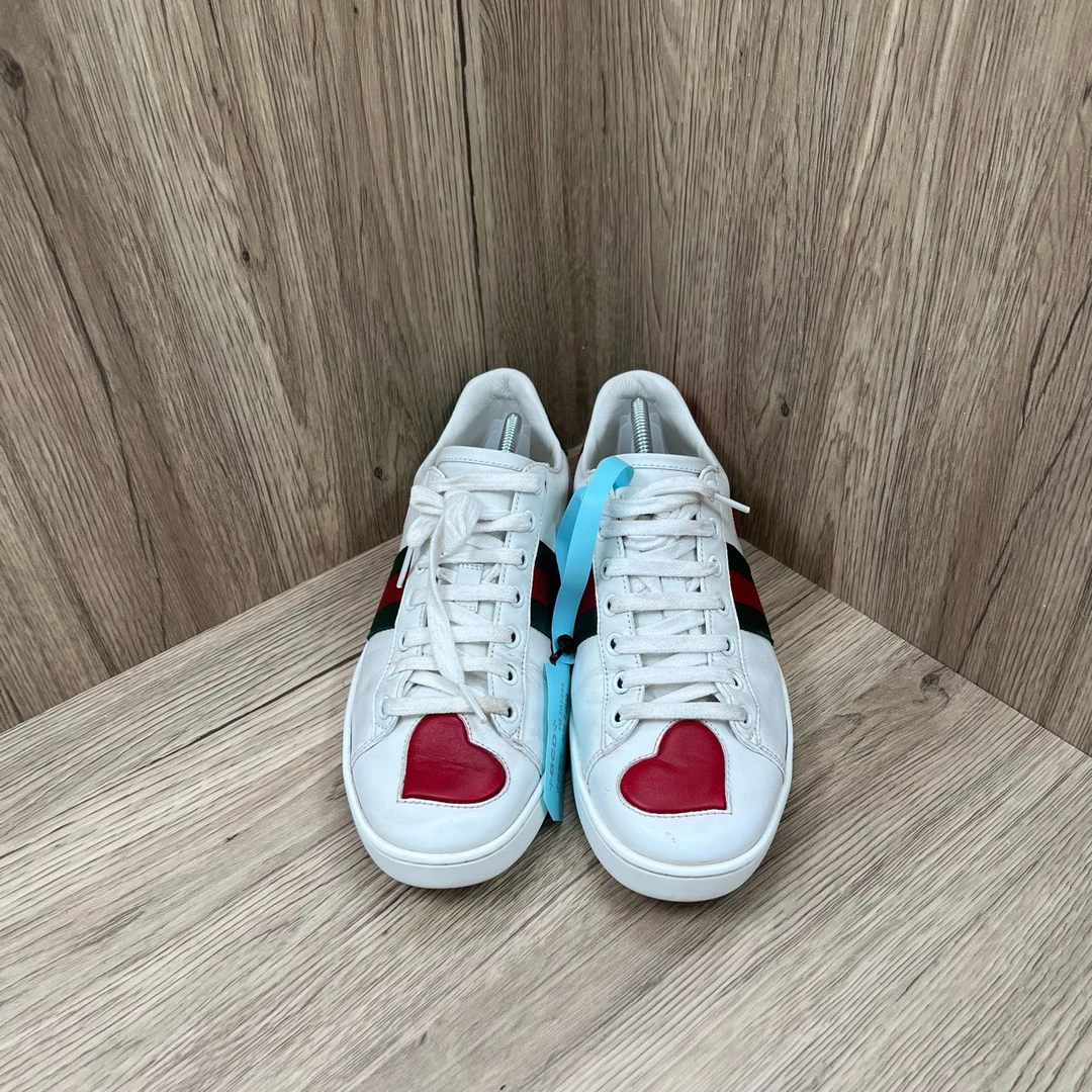 90新 GUCCI/古驰 Gucci 古驰 白色Ace爱心板鞋 37.5码/9新/无配件