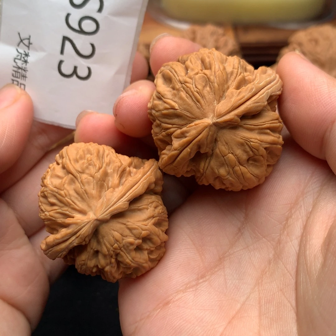 把件文玩核桃全品白狮子39