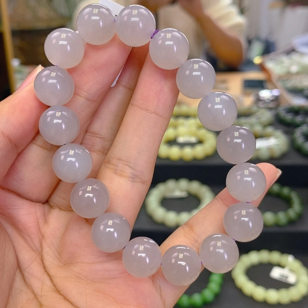 未镶嵌手串和田玉若*。