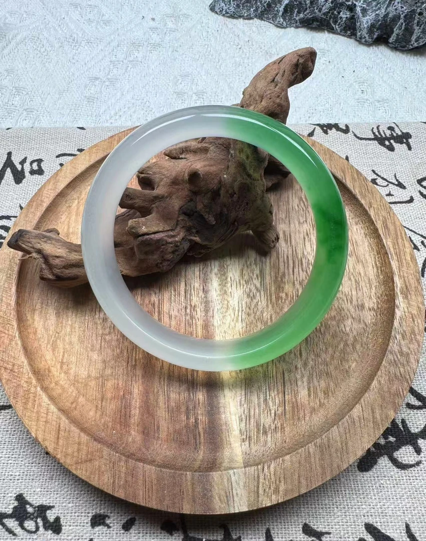 精美奢侈缅古典美丽文玩藏品配礼盒083--多样性发其一