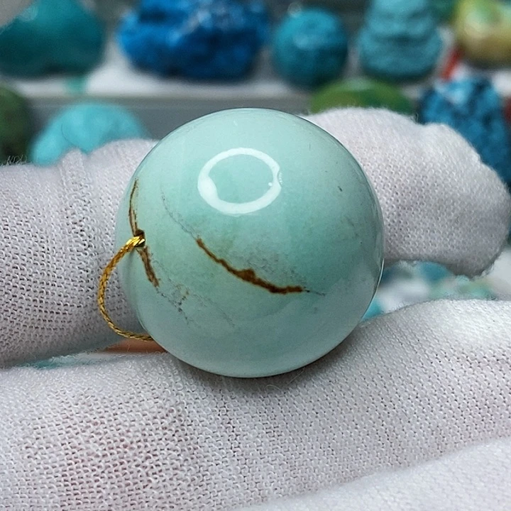 未镶嵌绿松石天然原矿 带武汉地大证书