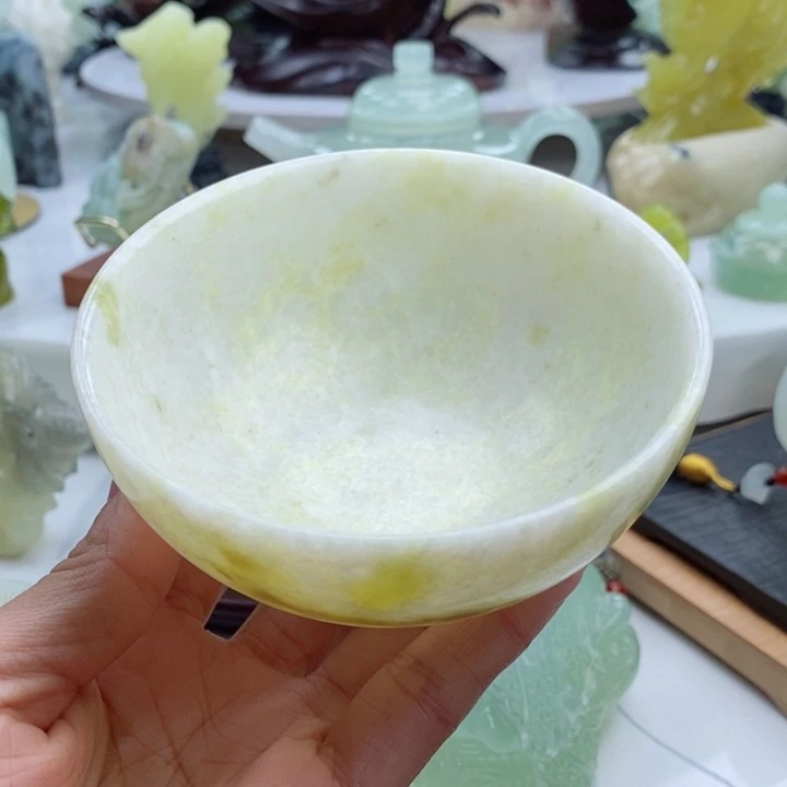 岫玉四大名玉玉碗未镶嵌